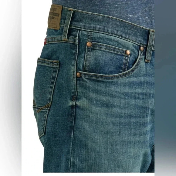Wrangler Originals Premium‎ Quality Denim Relaxed Bootcut Cotton Men’s 38x30 EUC - Picture 2 of 9